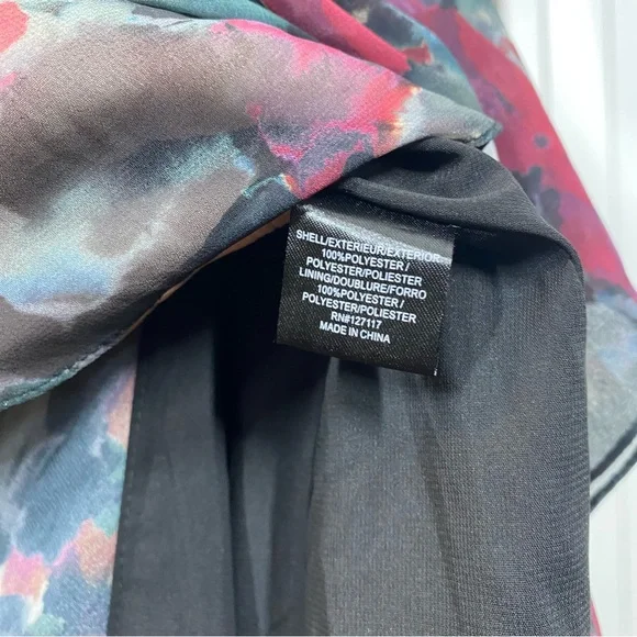Badgley‎ Mischka Pleated Floral Gown Size 4 Gray Black Burgundy formal wedding